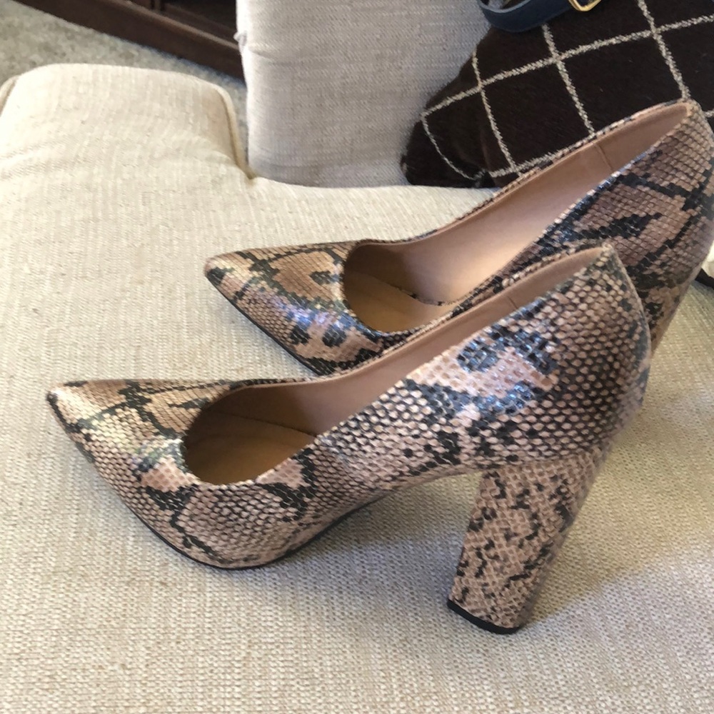 Snake leather high heels